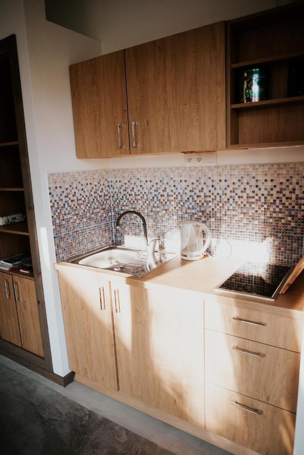 Magnolia Park Villa Енгуре Екстериор снимка
